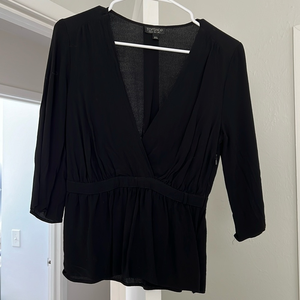 Top Shop Women’s V neck 3/4 inch sleeve dress blouse